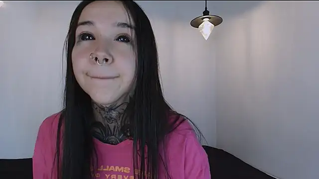 alien_eyes09 live XXX chat