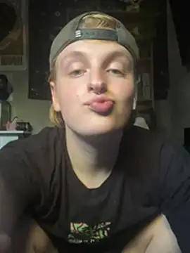 nathyboi17 élő XXX-chatje