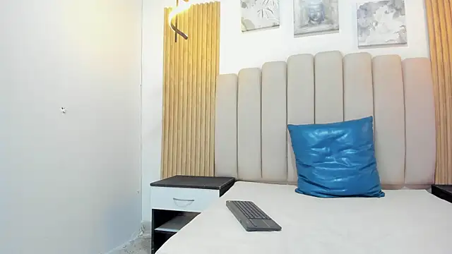 XXX chat uživo modela Stiven_Cooper2