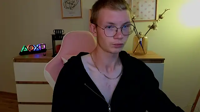 justleo__ Webcam show