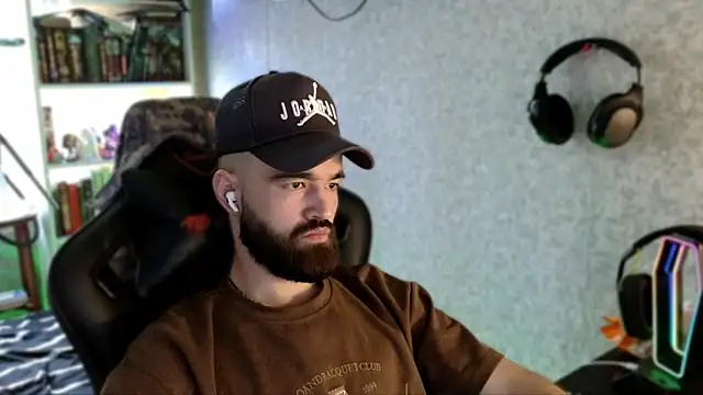 _Serious_Man Live XXX Chat