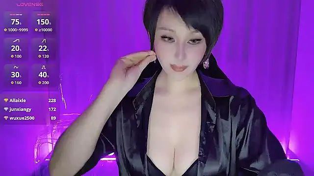 XXX chat uživo modela JIN-CC