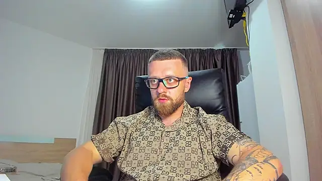 Chat +18 de Findom_guy ao vivo