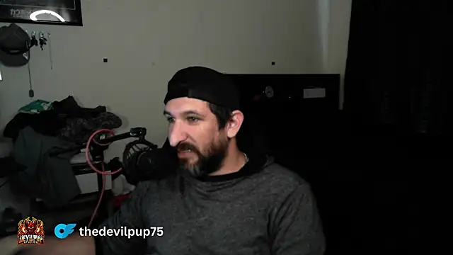 Chatroom XXX en direct de DevilPup75_