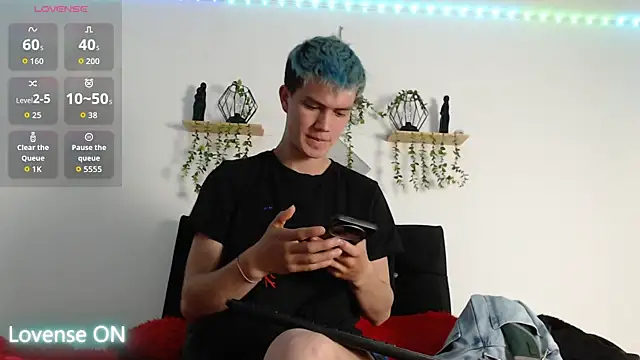 Онлайн чат XXX nicktorn