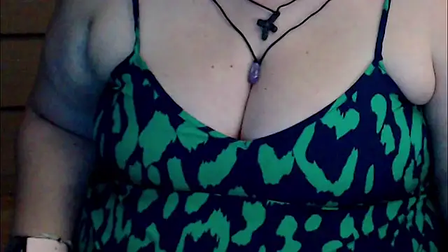 Chat +18 de mayasmith ao vivo