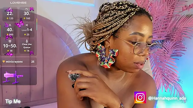 Hanaahquinn's Live XXX Chat