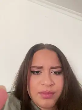 BellaVibesweet Webcam show