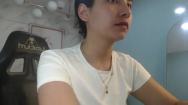 Chatroom XXX en direct de victoria_hernandez_t_