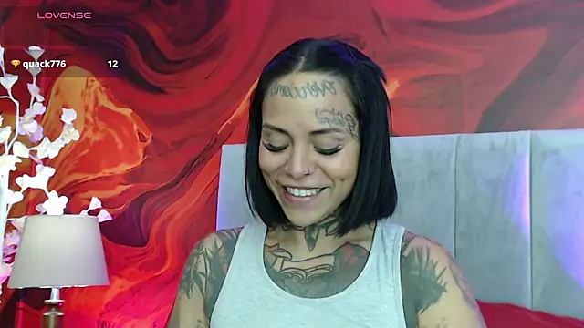 Czat XXX na żywo – Tattoo_baby666