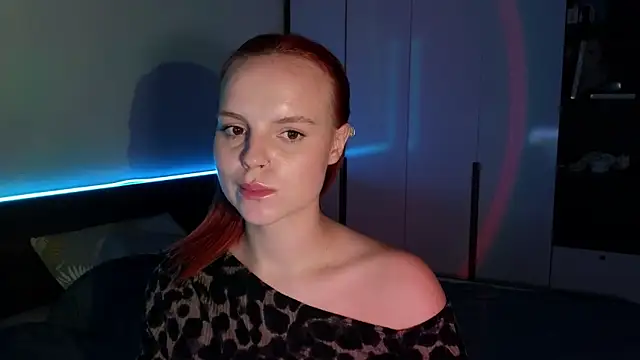 mollybossy: онлайн-секс-чат