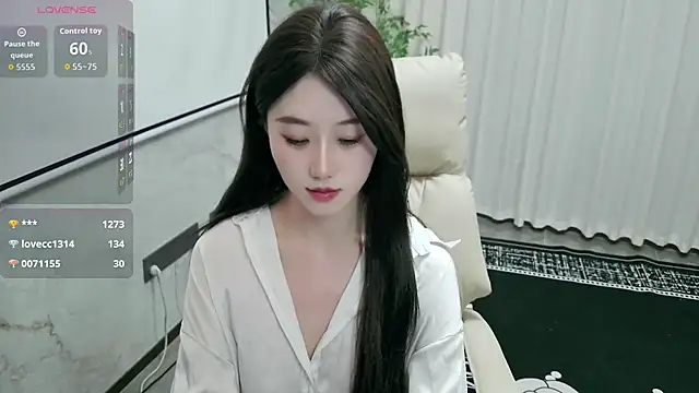 Chat XXX en directo de LUNYI-CC