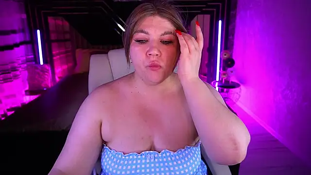 GabbieJay – Naživo XXX chat