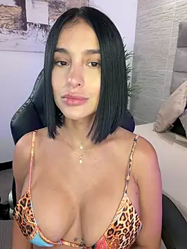 Bianca_Rouge_ Live XXX-chat