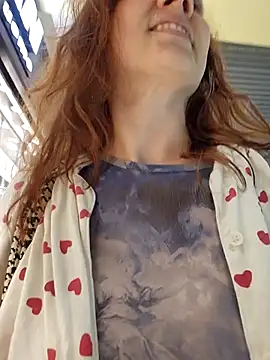 Exhibitionsplit's Live XXX Chat