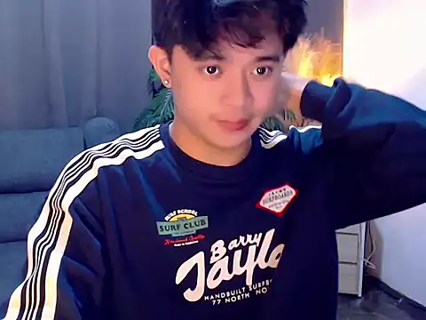 NautyBoyBrazeen_143 Pertunjukan Webcam