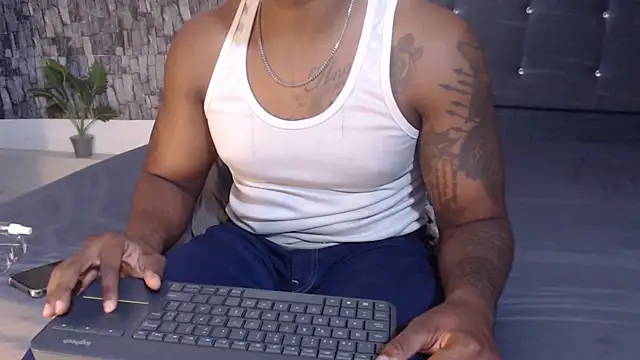 Chatroom XXX en direct de IsiahMaxwell