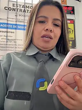 Chat XXX en directo de Ariana-07