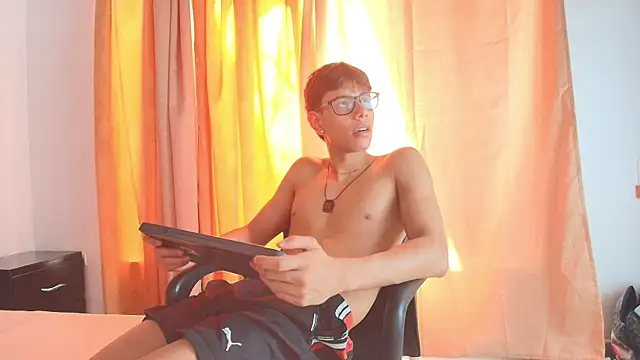 Chat XXX ao vivo de Lenny_knox2