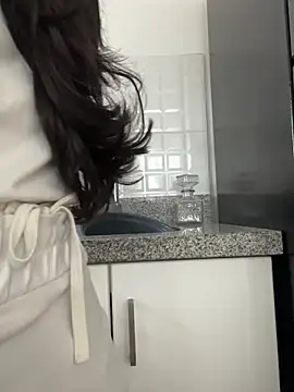 DulceMya Adlı Modelin Canlı XXX Sohbeti