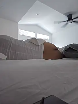 bigGirth4u's Webcam Show