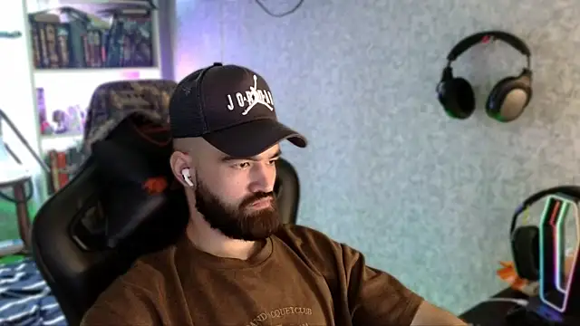 Živý XXX chat _Serious_Man