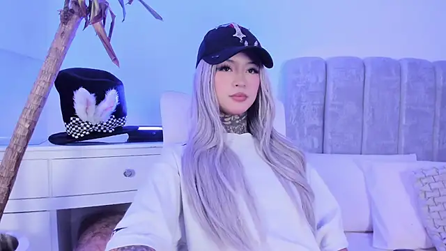 doll__bella: онлайн-секс-чат