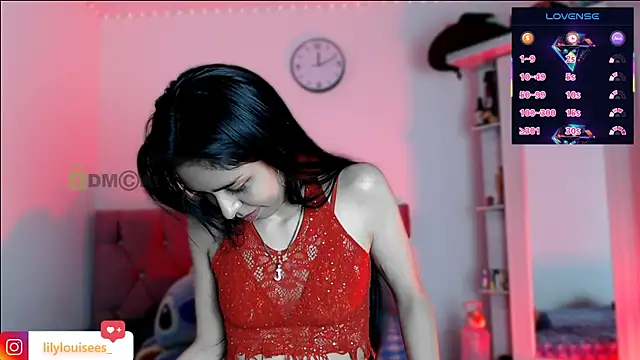 lilylouisee's Live XXX Chat