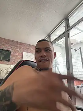 AlphaMasterXxx Live XXX Chat