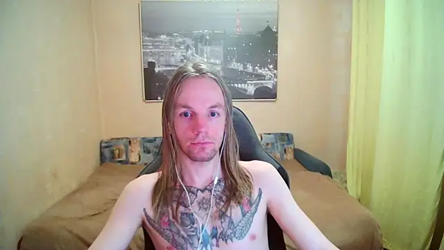 XXX chat uživo modela AdamDickens