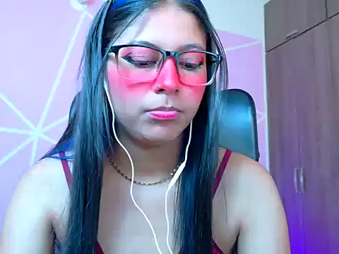 Živý XXX chat _ALLYSON18_