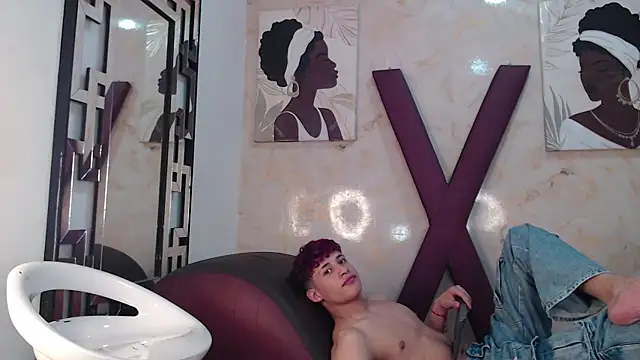 PRETTY_LOVERS1 Chat XXX live