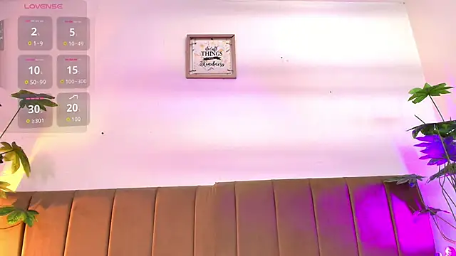 צ'אט XXX בשידור חי של MashaPiink