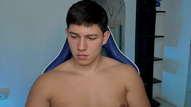 JamesCr_'s Live XXX Chat