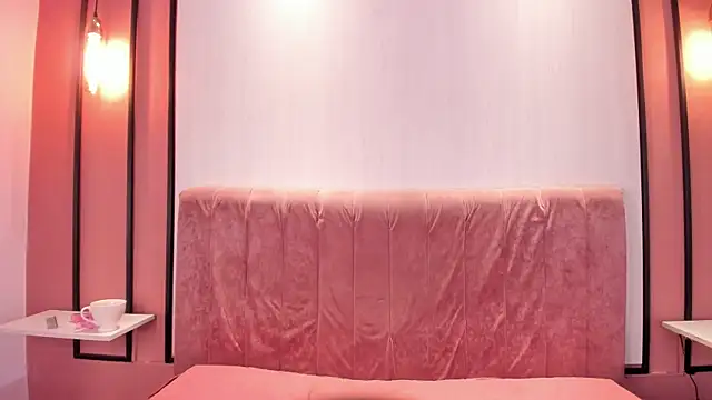EmiliaBell_'s Live XXX Chat