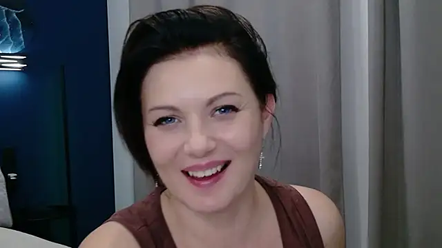 RaileReed – Naživo XXX chat