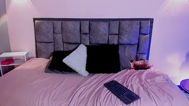 XXX chat uživo modela AdelaLust
