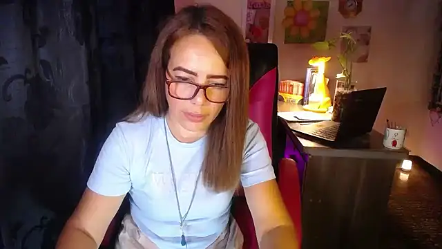 danielle_rose_1のライブXXXチャット