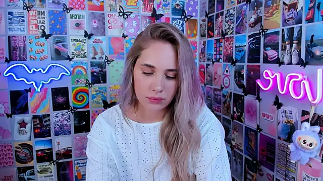 Živý XXX chat MiaMilas