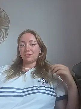 arielsweetieee Chat XXX in diretta