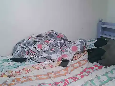 Prettyvickie002's Live XXX Chat