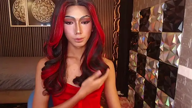 แชท XXX สดของ AudreyMilesTrans