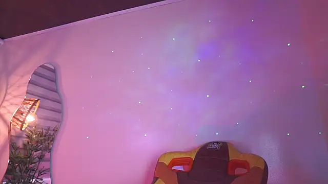 Rebecah_1の ライブXXXチャット