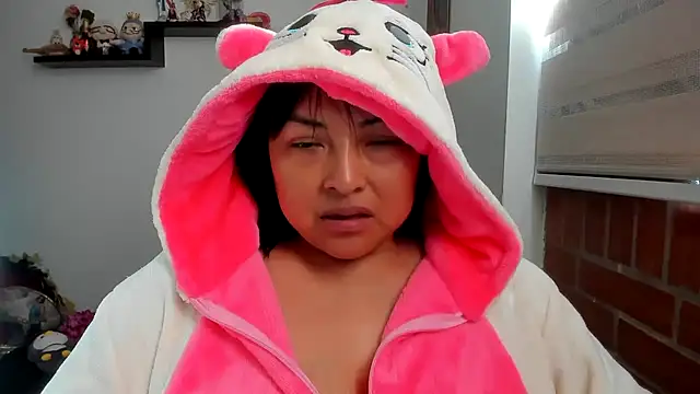 Chat +18 de Shaddycute_ ao vivo