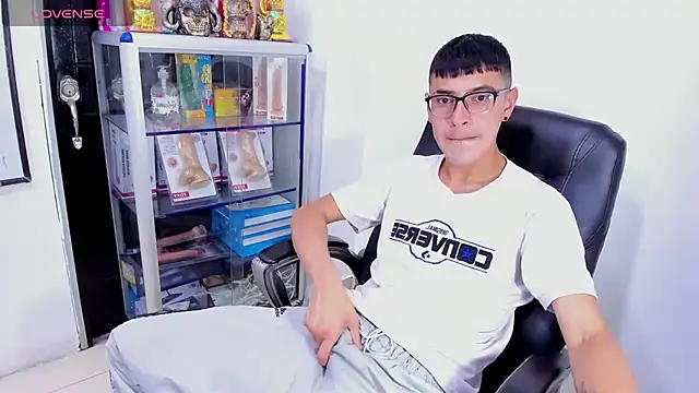 Alexx_bigcockk 라이브 XXX 채팅