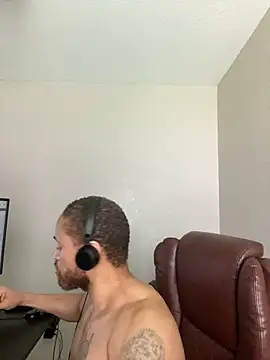 Fathero1time's Live XXX Chat