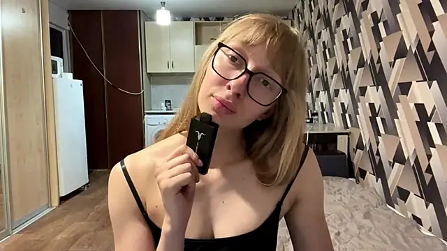 GoldenFrames Chat XXX in diretta