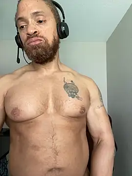 Fathero1time's Live XXX Chat
