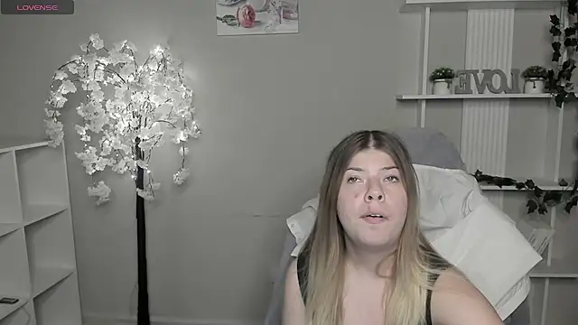Stefania-sweet Chat XXX in diretta