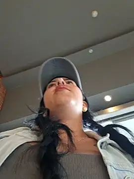 Luianna Obrolan Langsung XXX